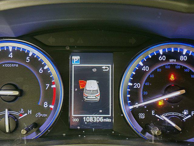 used 2019 Toyota Highlander car, priced at $21,487