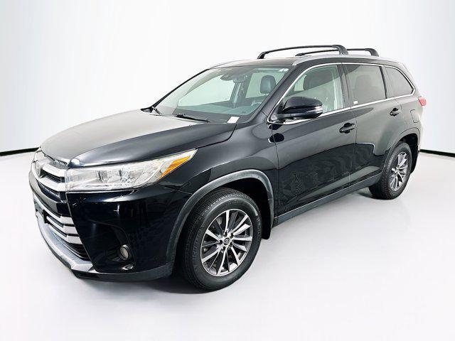 used 2019 Toyota Highlander car, priced at $21,487