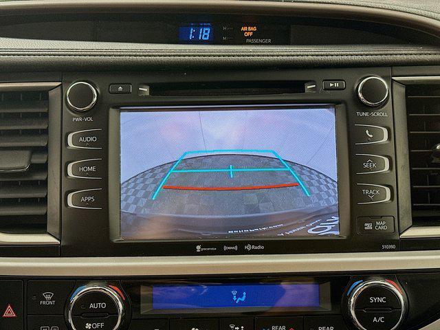 used 2019 Toyota Highlander car, priced at $21,487