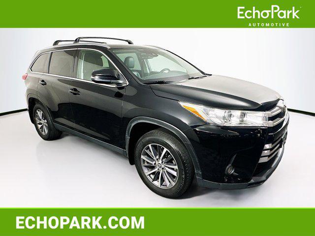 used 2019 Toyota Highlander car, priced at $21,487