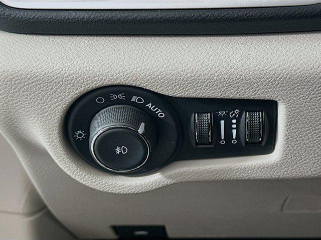 used 2024 Chrysler Pacifica car, priced at $26,697