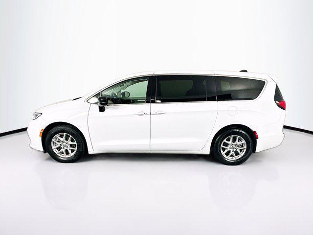 used 2024 Chrysler Pacifica car, priced at $26,697
