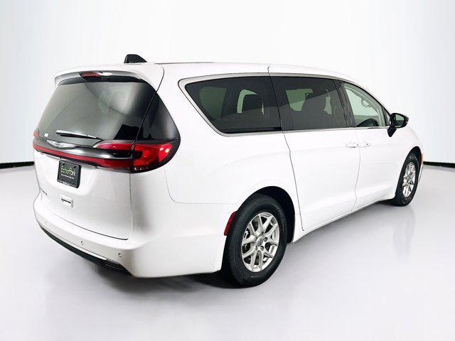 used 2024 Chrysler Pacifica car, priced at $26,987