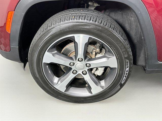 used 2023 Jeep Grand Cherokee car, priced at $27,397