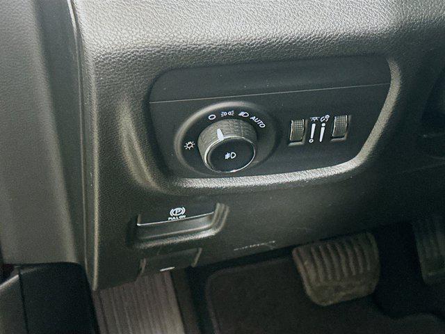 used 2023 Jeep Grand Cherokee car, priced at $27,397