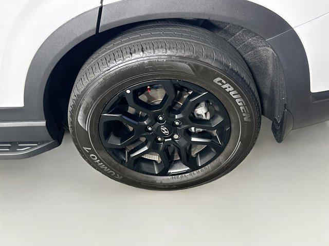 used 2023 Hyundai Santa Fe car, priced at $25,987