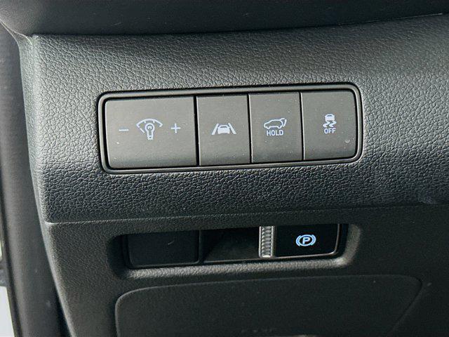 used 2023 Hyundai Santa Fe car, priced at $25,987