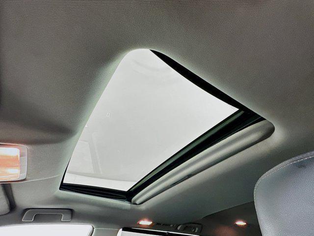 used 2015 Toyota Highlander car, priced at $15,497