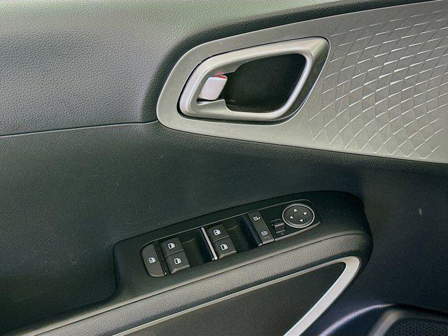 used 2024 Kia Soul car, priced at $15,487