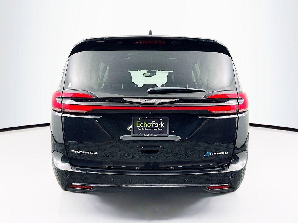 used 2023 Chrysler Pacifica Hybrid car, priced at $26,487