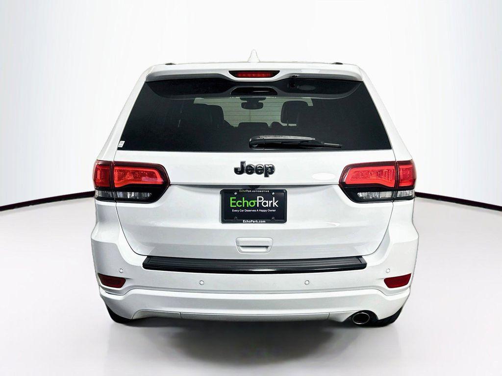 used 2018 Jeep Grand Cherokee car, priced at $18,996