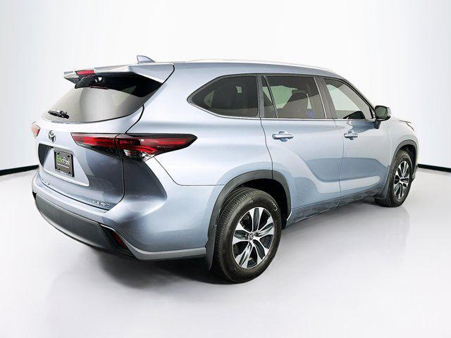 used 2024 Toyota Highlander car, priced at $39,496