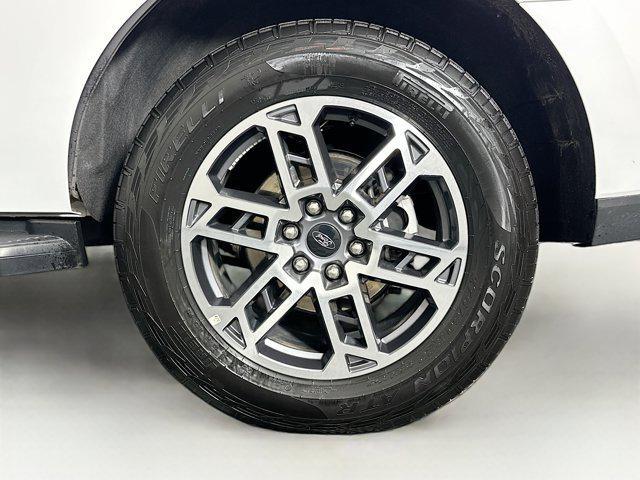 used 2025 Ford Expedition car, priced at $54,697