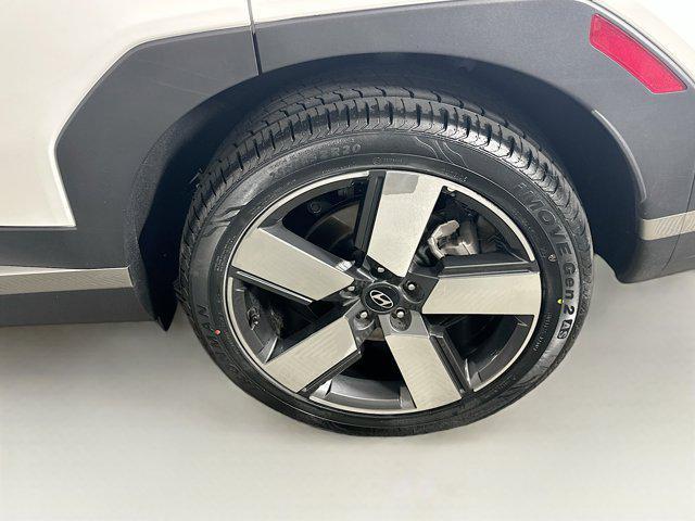 used 2025 Hyundai Santa Fe car, priced at $33,496