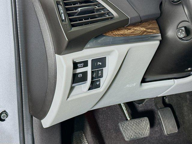 used 2020 Acura MDX car, priced at $24,987