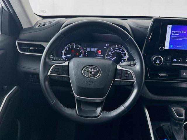 used 2023 Toyota Highlander car, priced at $28,197
