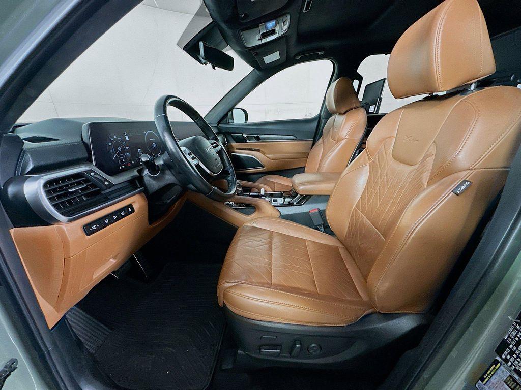 used 2023 Kia Telluride car, priced at $31,996