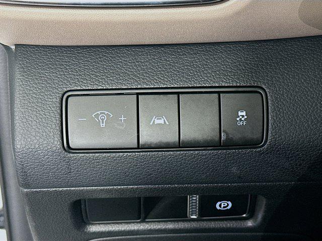 used 2022 Hyundai Santa Fe car, priced at $21,697