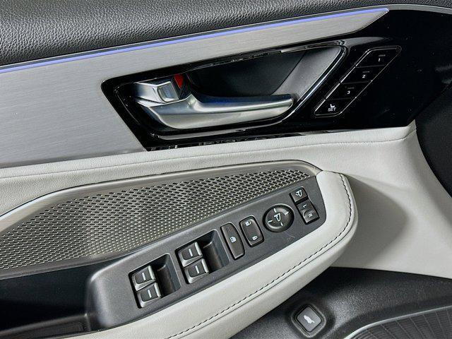 used 2023 Acura MDX car, priced at $40,987