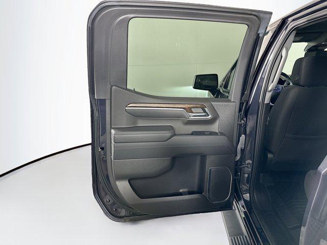 used 2023 GMC Sierra 1500 car, priced at $40,397