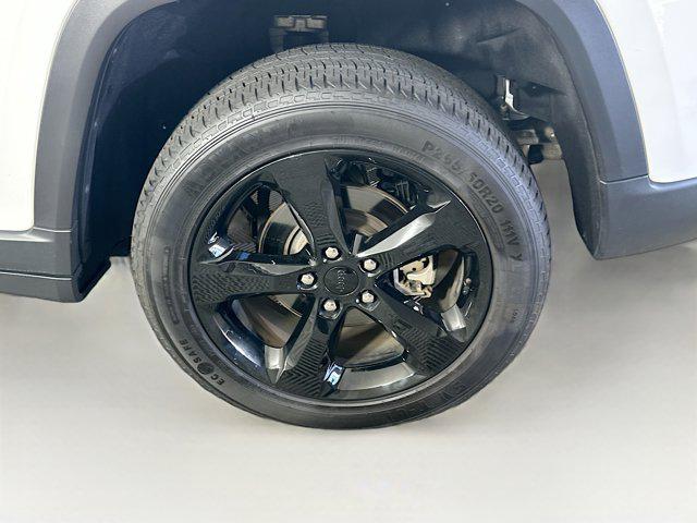 used 2023 Jeep Grand Cherokee car, priced at $27,496