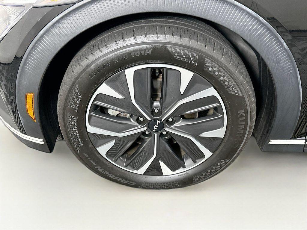 used 2024 Kia EV6 car, priced at $27,396