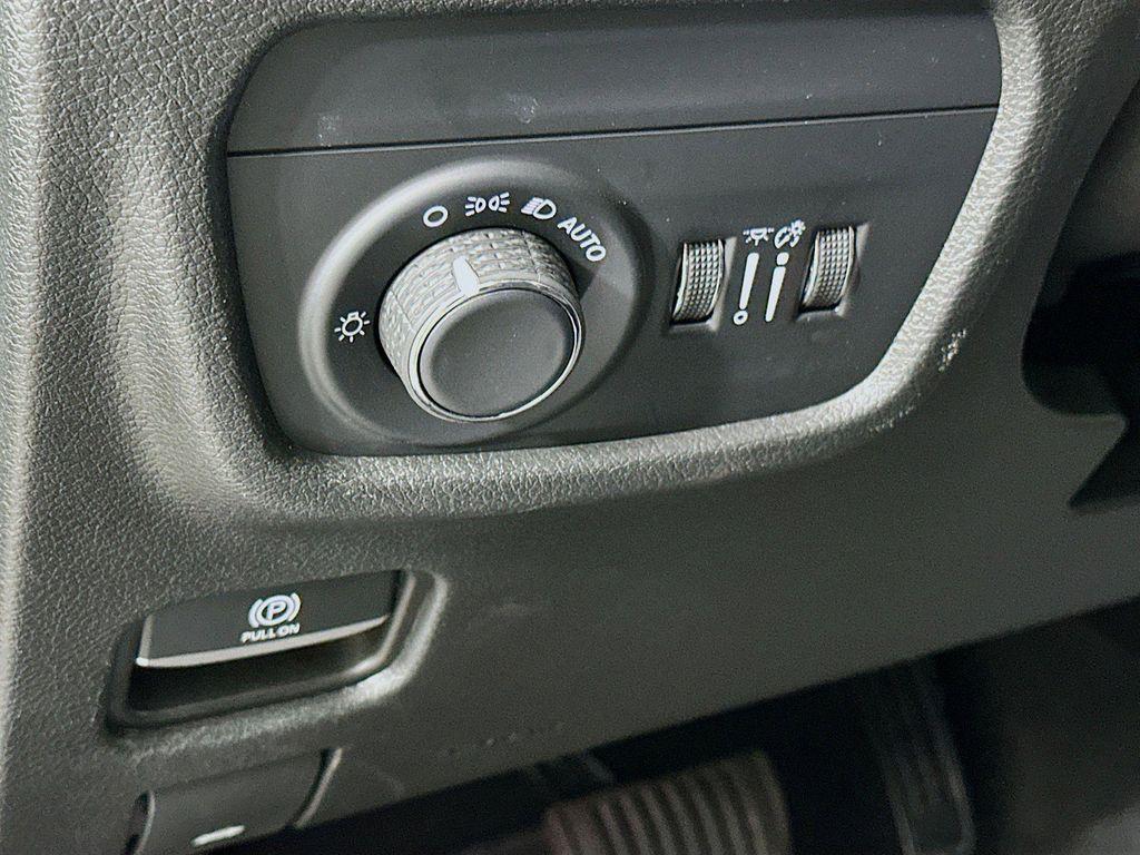used 2023 Jeep Grand Cherokee L car, priced at $32,987