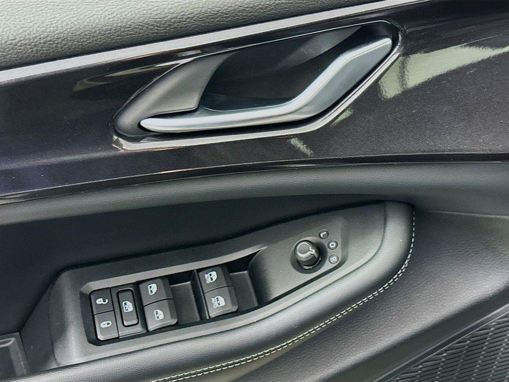 used 2023 Jeep Grand Cherokee L car, priced at $32,987
