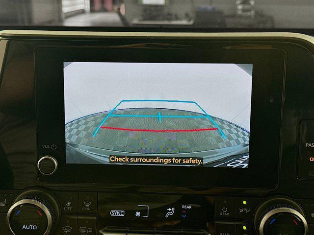 used 2023 Toyota Highlander car, priced at $31,497