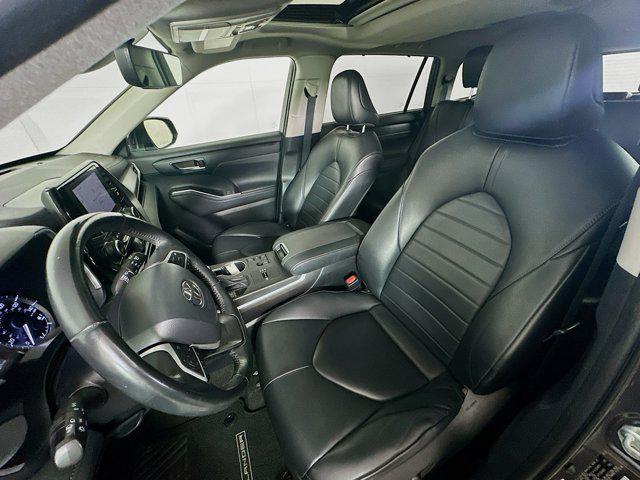 used 2023 Toyota Highlander car, priced at $31,497