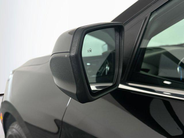 used 2022 Chevrolet Equinox car, priced at $19,397