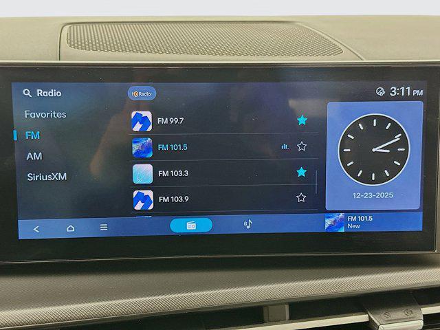 used 2025 Hyundai Santa Fe car, priced at $27,996