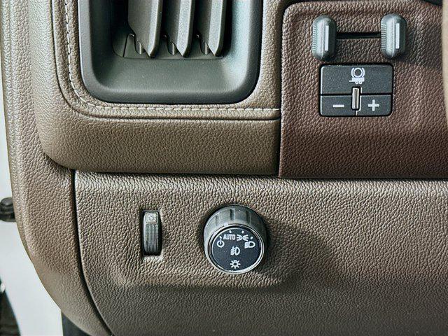 used 2022 GMC Canyon car, priced at $28,797