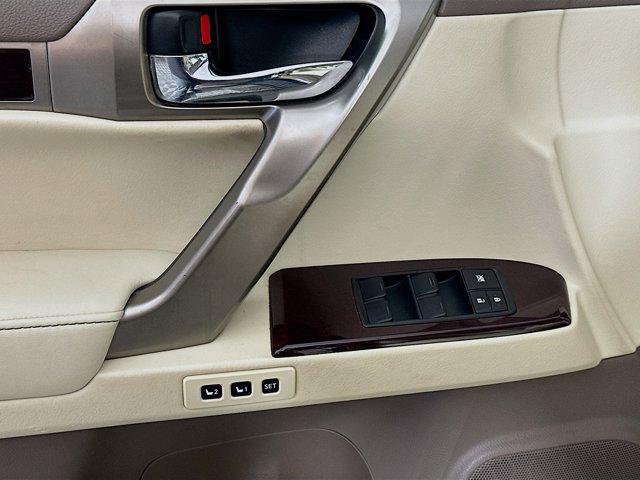 used 2014 Lexus GX 460 car, priced at $21,996
