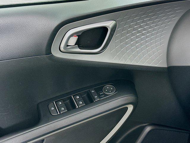 used 2024 Kia Soul car, priced at $15,487