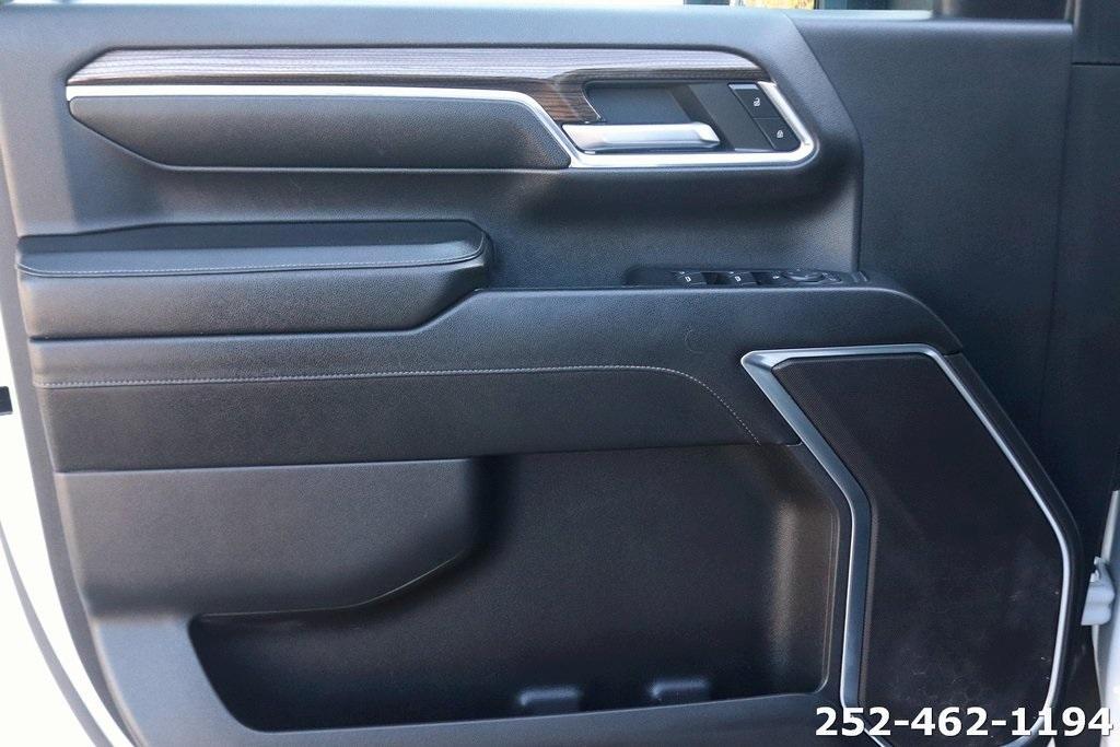 used 2024 Chevrolet Silverado 2500 car, priced at $51,799