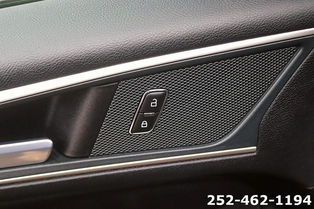 used 2024 Ford Edge car, priced at $23,896