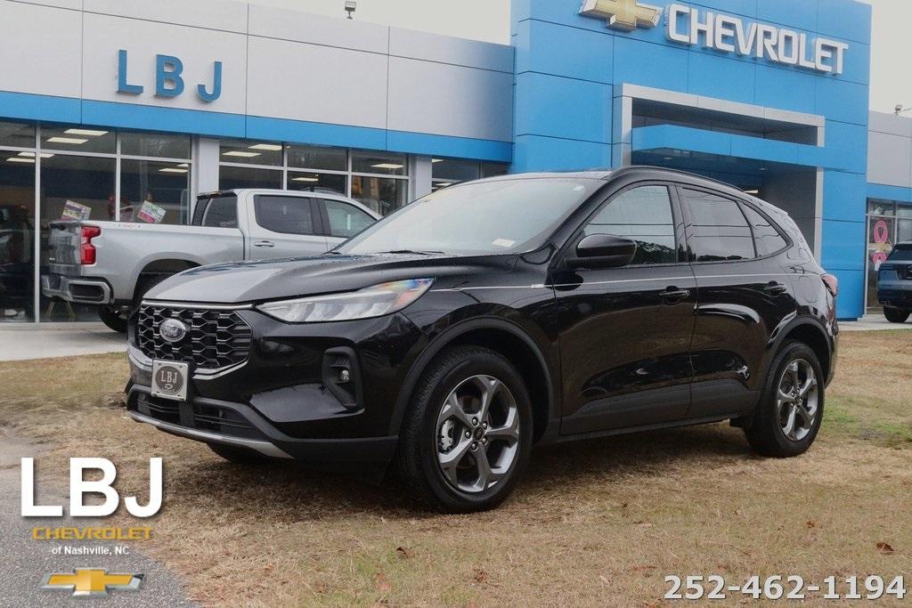 used 2025 Ford Escape car, priced at $26,296
