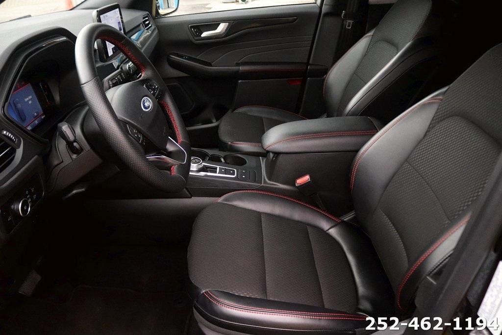 used 2025 Ford Escape car, priced at $26,296