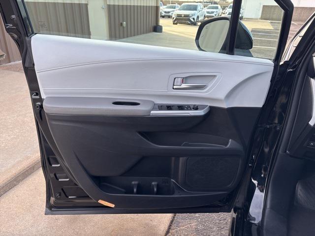 used 2025 Toyota Sienna car, priced at $43,999