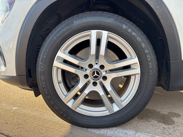 used 2021 Mercedes-Benz GLB 250 car, priced at $25,674