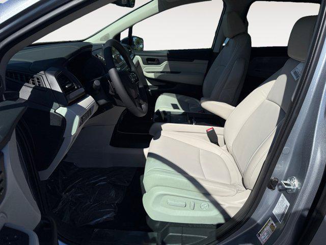 new 2026 Honda Odyssey car, priced at $44,290