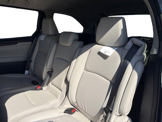 new 2026 Honda Odyssey car, priced at $44,290