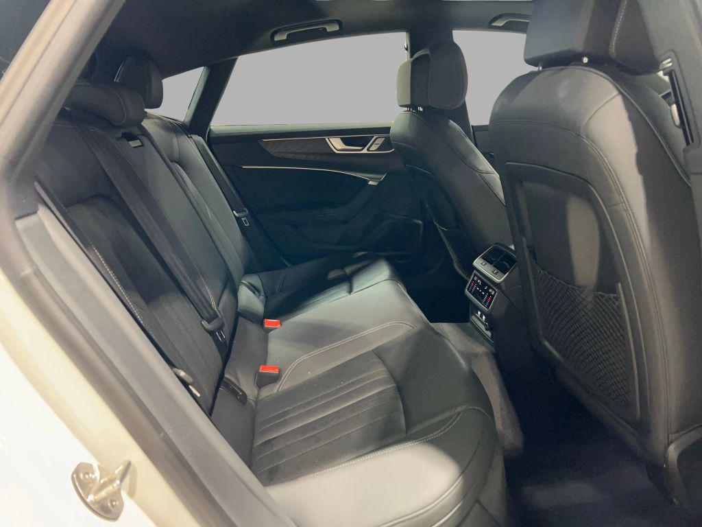 2019 White Audi A7