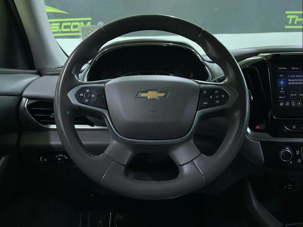 used 2021 Chevrolet Traverse car, priced at $19,988