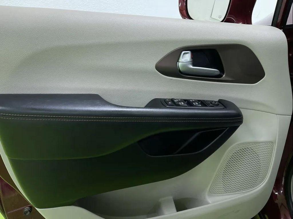 used 2018 Chrysler Pacifica car, priced at $13,988