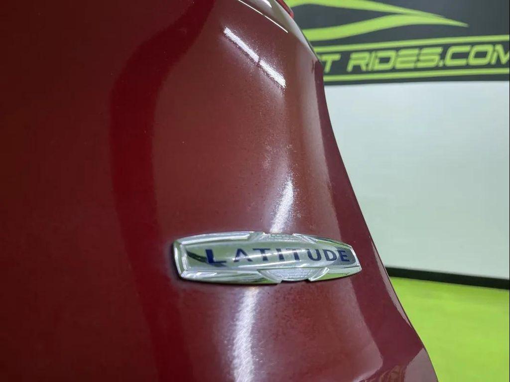 used 2015 Jeep Cherokee car, priced at $13,488