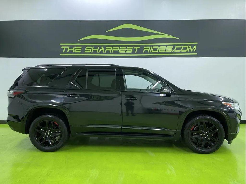 used 2020 Chevrolet Traverse car, priced at $23,988