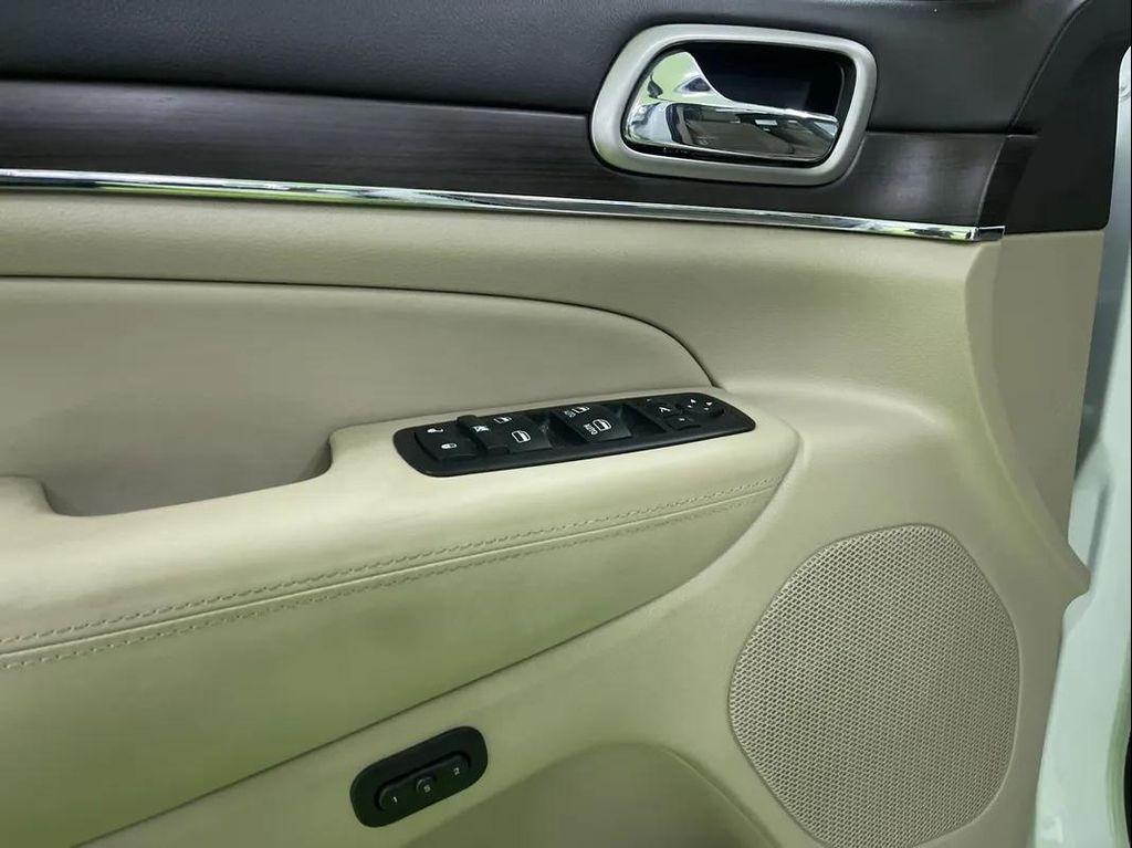 used 2015 Jeep Grand Cherokee car, priced at $15,988