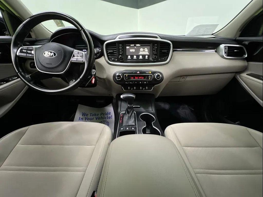 used 2020 Kia Sorento car, priced at $16,487